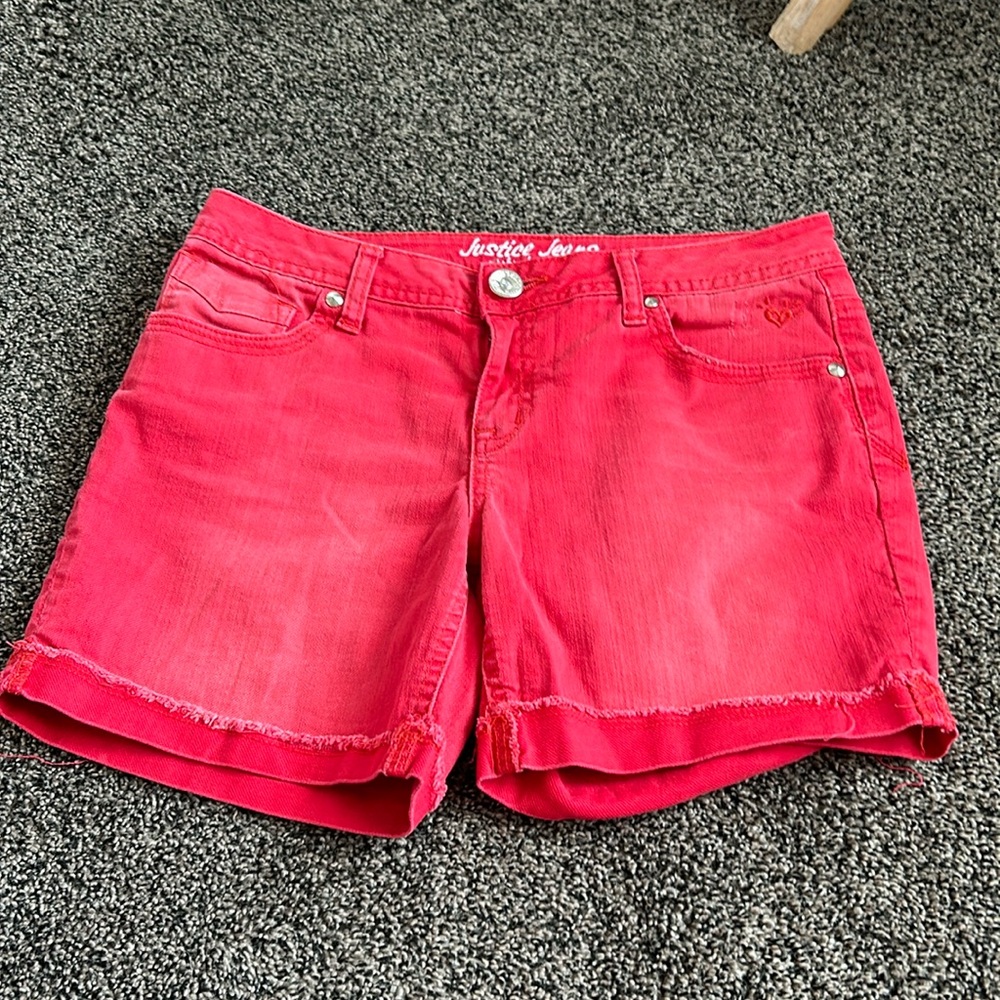 Red Justice shorts size 16 in kids